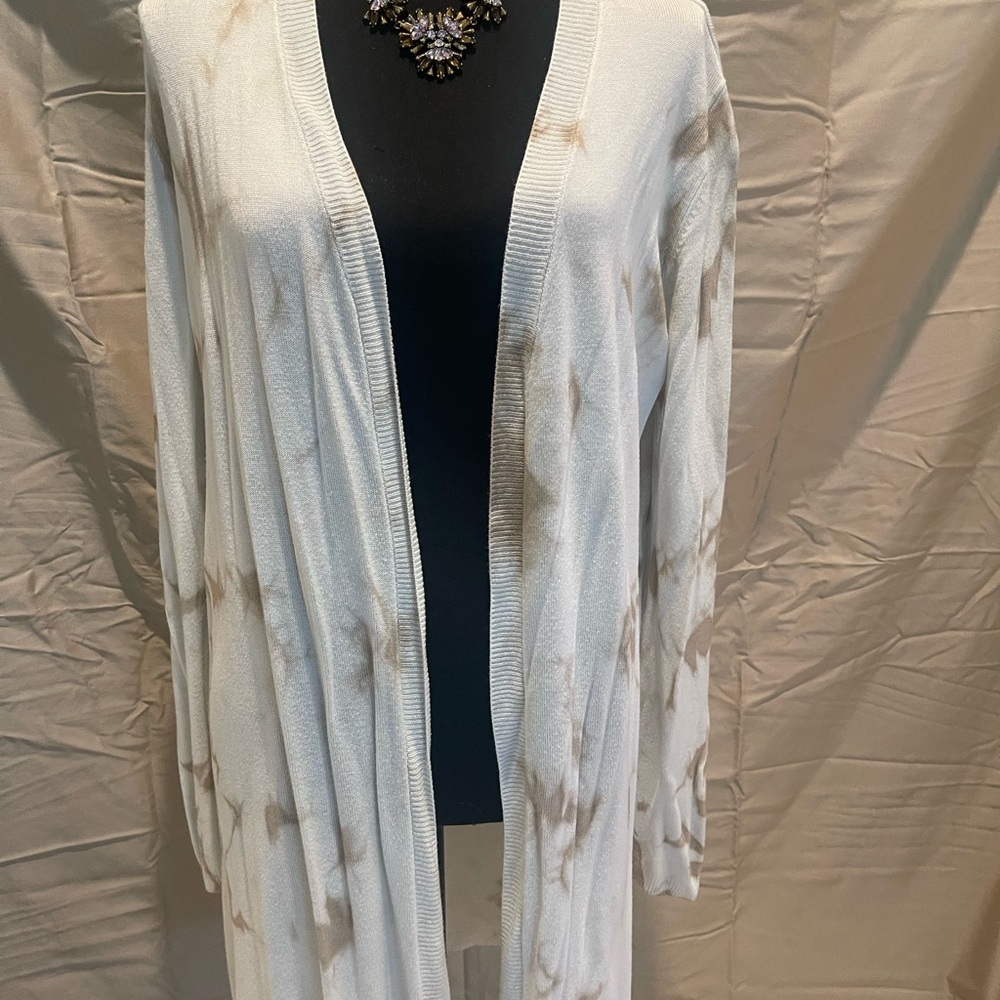 Chic White and Tan Women's Cardigan/Duster